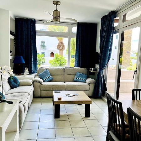 Casa Tina Apartment กอสตา เตกีสเซ ภายนอก รูปภาพ