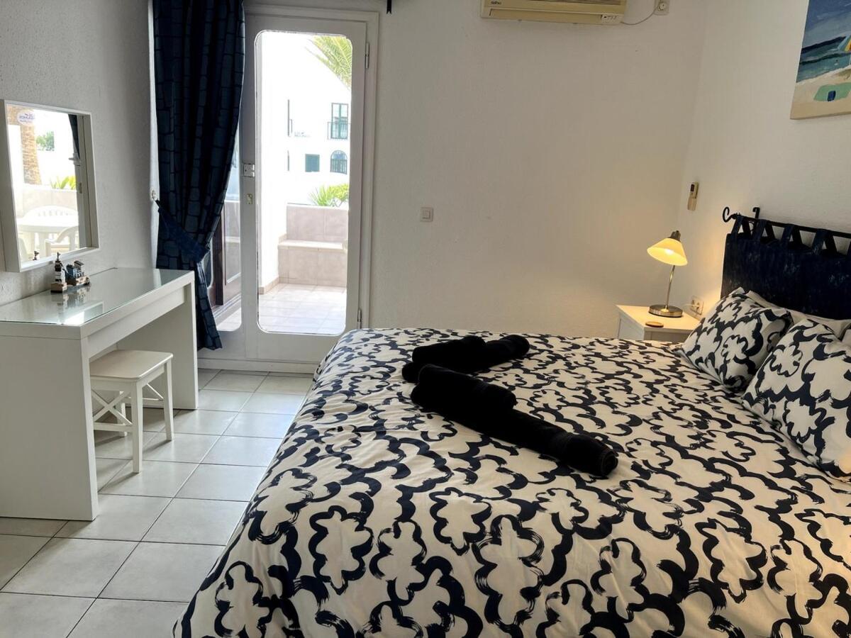 Casa Tina Apartment กอสตา เตกีสเซ ภายนอก รูปภาพ