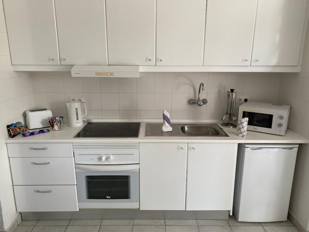 Casa Tina Apartment กอสตา เตกีสเซ ภายนอก รูปภาพ